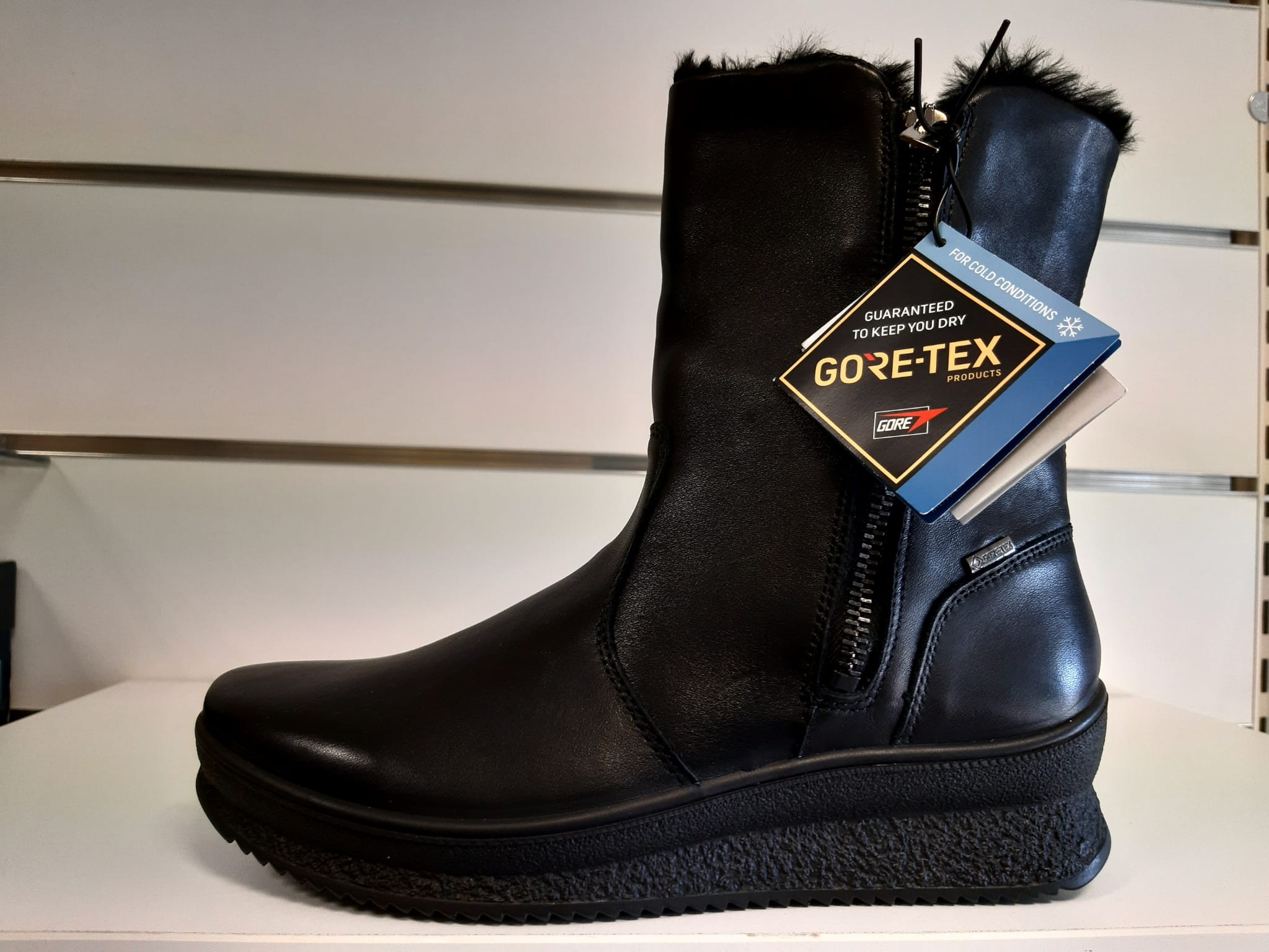 stivaletti donna goretex